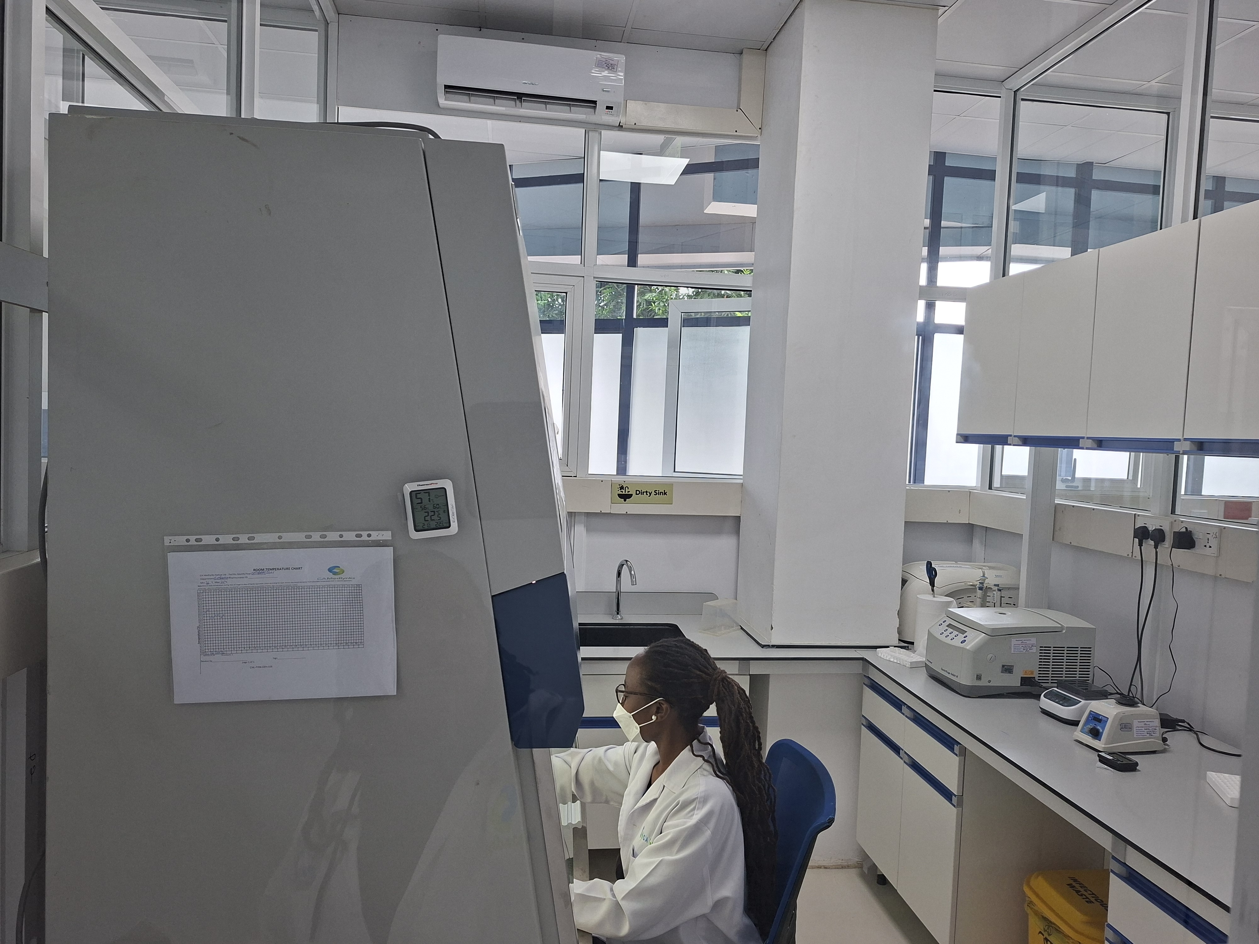 Connect Afya ナイロビ ラボ内部